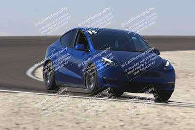 media/Nov-08-2025-Speed Ventures (Sat) [[1c7a6332f5]]/TC B/Session 2 (Turn 2)/